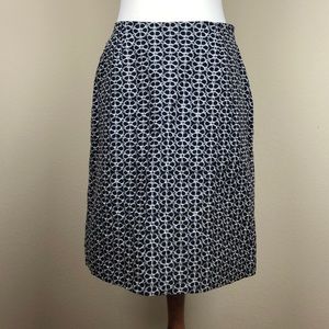 Willi Smith Beautiful Black & White Eyelet Pencil Skirt - Size 2